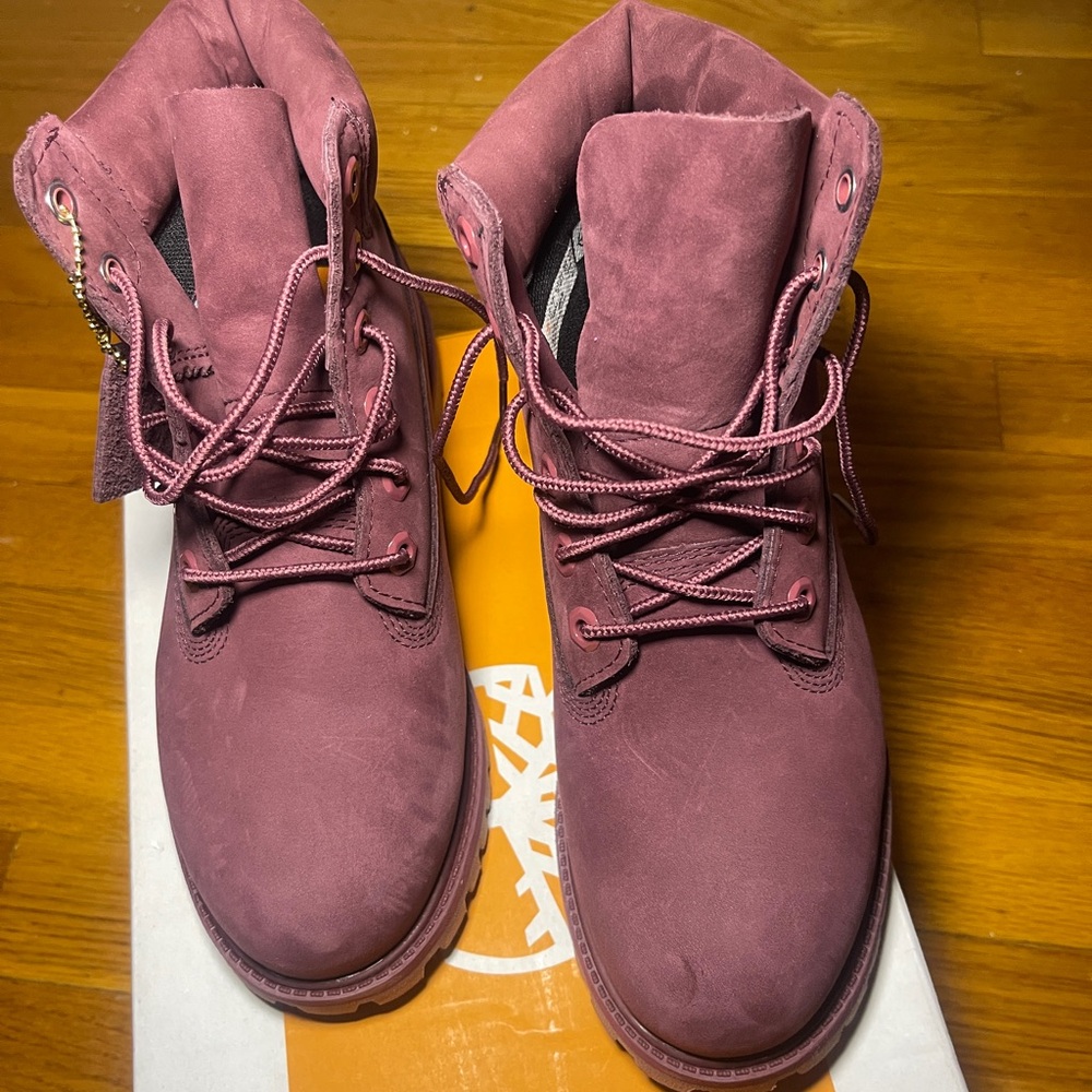 Kids burgundy Lace-Up Boots